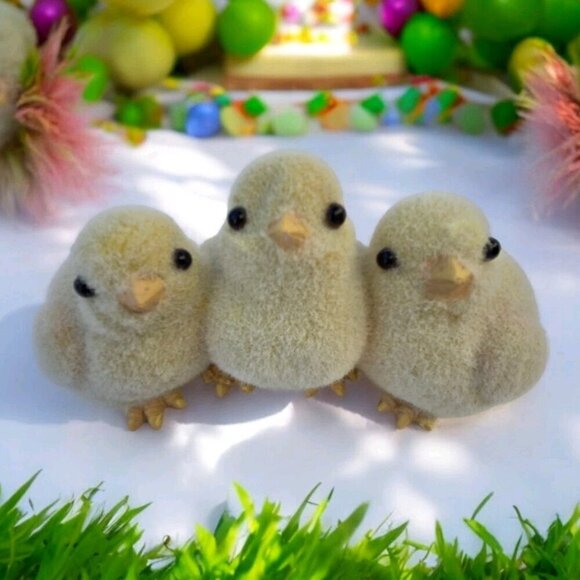 New 3 Yellow Fuzzy Flocked Chicks Spring Easter Holiday Room Decor - Picture 1 of 2